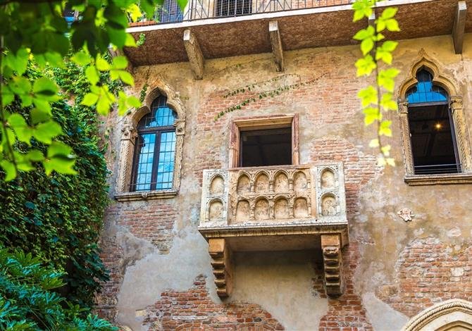 Nejkrásnější jezero Itálie Lago di Garda, Sirmione a Shakespearova Verona
