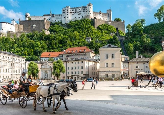 Orlí hnízdo, Salzburg a jezera Solné komory