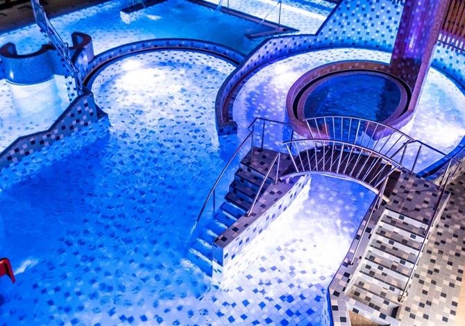 Termály, gastronomie a historie Maďarska