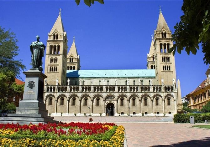 Termály, gastronomie a historie Maďarska