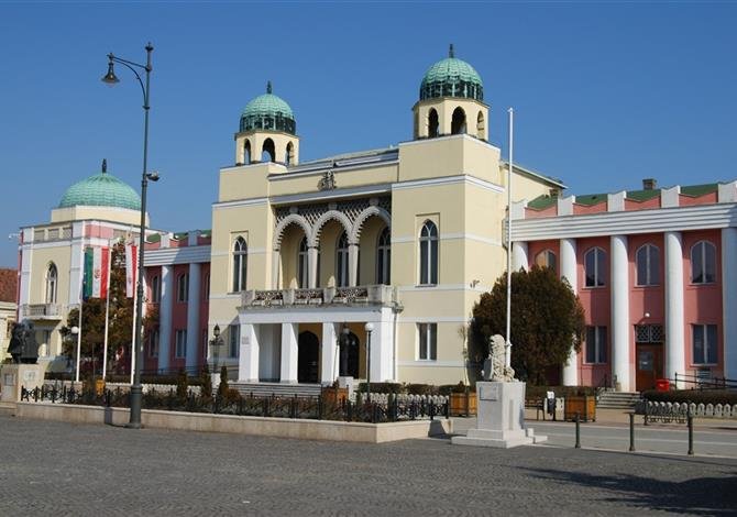 Termály, gastronomie a historie Maďarska