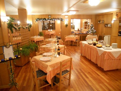 Hotel Alle Rose - Cavedago