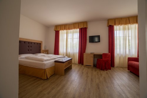 Hotel Alpen Eghel S - Folgaria