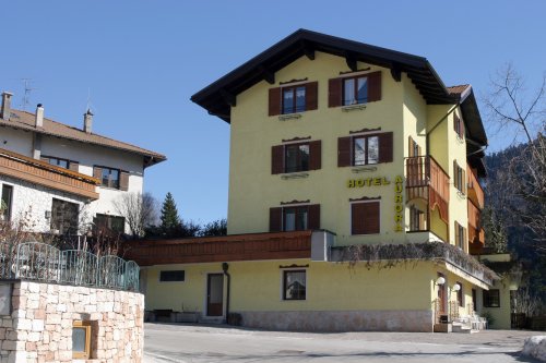 Hotel Aurora - Molveno