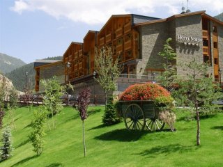 Pohodový týden - Andorra - srdce Pyrenejí - letadlo - exclusive