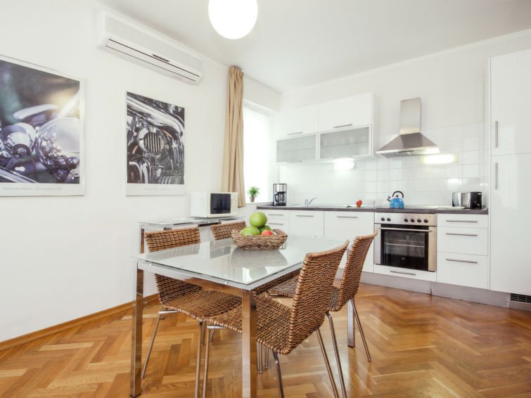 Orloj - Rekreační dům - Česká republika, Praha/1