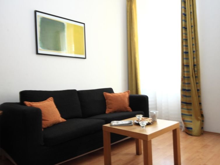 Theatre - Rekreační dům - Česká republika, Praha/1