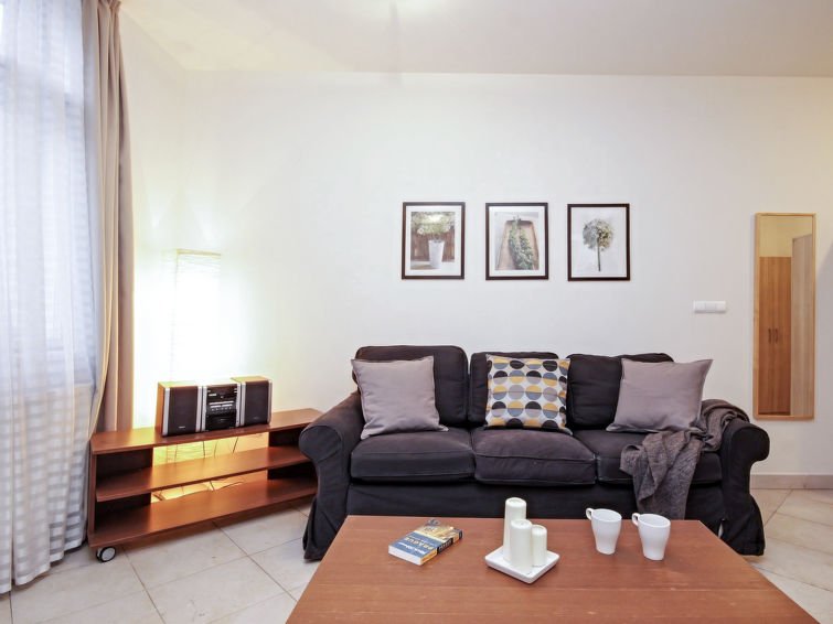 Theatre - Rekreační dům - Česká republika, Praha/1