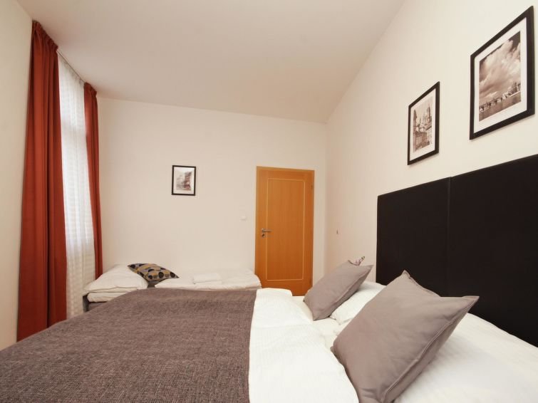 Theatre - Rekreační dům - Česká republika, Praha/1