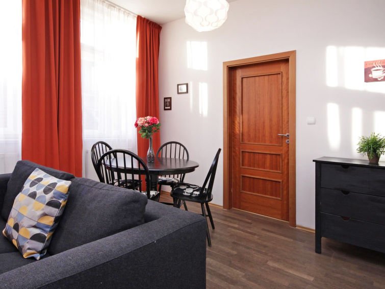 Theatre - Rekreační dům - Česká republika, Praha/1