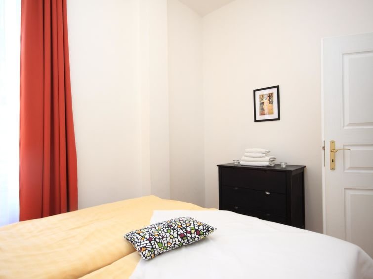 Theatre - Rekreační dům - Česká republika, Praha/1