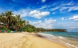 Pohoda na nejhezčí pláži Srí Lanky Trincomalee se skvosty UNESCO