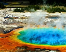 Yellowstone a Grand Teton nejkrásnějšími scenériemi USA