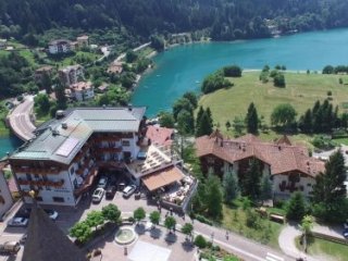 Hotel Ariston - Molveno Hotel Ariston - Molveno