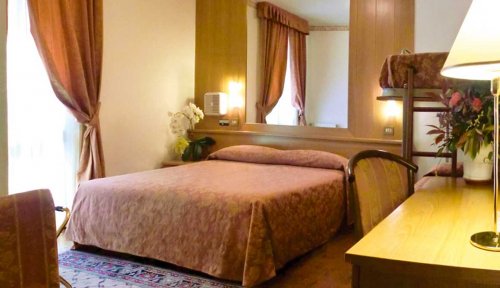 Hotel Astra - Tignale