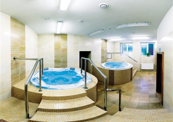 Hotel Skalka, Rájecké Teplice