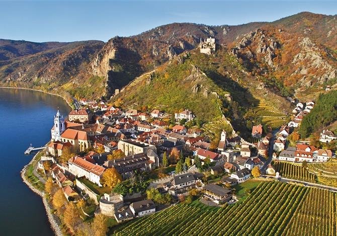 Údolí Wachau z Kremsu do Melku