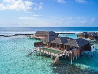 PARADISE ISLAND RESORT AND SPA  4