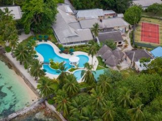 EQUATOR VILLAGE 3