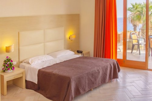 Hotel Calipso - Mazzeo