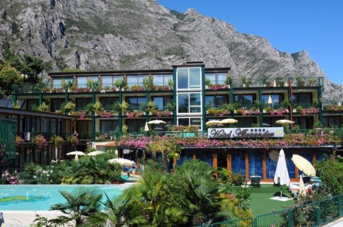 Hotel Alexander - Limone Sul Garda