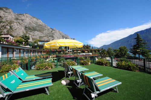 Hotel Alexander - Limone Sul Garda