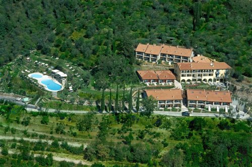 Residence Borgo degli Ulivi - Gardone Riviera