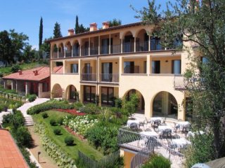 Residence Borgo degli Ulivi - Gardone Riviera Residence Borgo degli Ulivi - Gardone Riviera