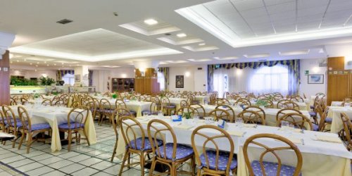 Hotel Antares - Letojanni