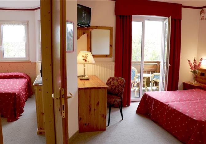 Folgaria/Lavarone - Hotel Al Lago