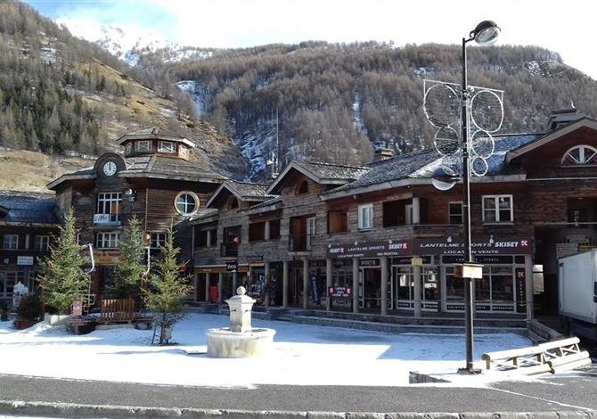 Val d’Allos/Pra Loup – Les Chalets du Verdon, Le Village de Praroustan