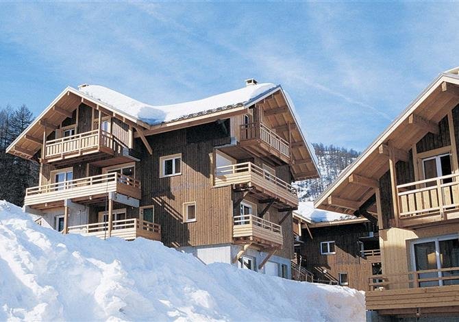 Puy Saint Vincent – Hameau des Ecrins, Chalets de PSV, Dame Blanche a jiné