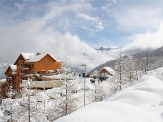 Puy Saint Vincent – Hameau des Ecrins, Chalets de PSV, Dame Blanche a jiné Puy Saint Vincent – Hameau des Ecrins, Chalets de PSV, Dame Blanche a jiné
