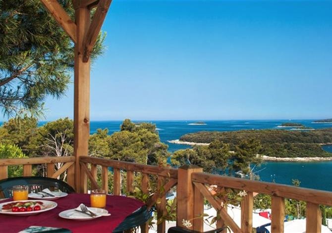 Loučení s mořem na Istrii s návštěvou Plitvic a pobytem u moře v resortu Orsera