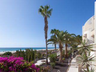 R2 Maryvent Beach Apartment