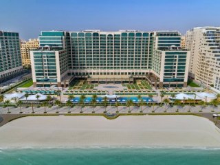 Hilton Dubai Palm Jumeirah - Pobytové zájezdy