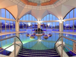 SÁRVÁR & PARK INN Radisson Resort Spa relax v křišťálech s ALL INCLUSIVE