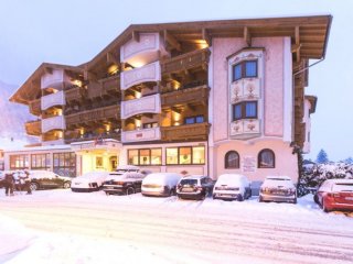 Alpenhotel der Tirolerhof - Tyrolsko - Rakousko, Fulpmes - Lyžařské zájezdy