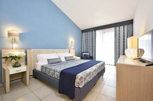 Futura Club Baja Bianca - Capo Coda Cavallo