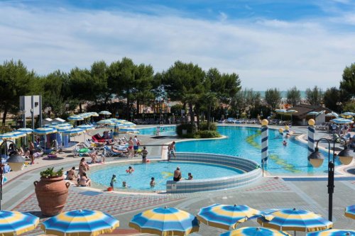 Aparthotel Holiday - Bibione