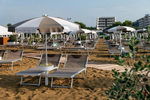 Aparthotel Holiday - Bibione