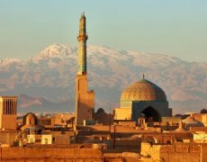 Írán – do nitra mocné Persie