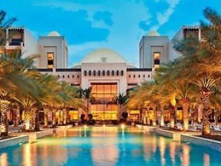 Hotel Hilton Ras Al Khaimah Beach Resort & Spa - Pobytové zájezdy