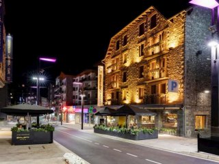 Hotel De l'Isard (S) - Andorra, Andorra la Vella - Lyžařské zájezdy