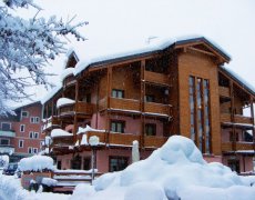 Hotel Arisch