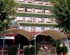 Calella - Hotel Checkin Garbí