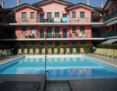 Residence Corallo s bazénem