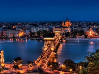 Hotel Opera Garden 4, Budapešť, vlakem