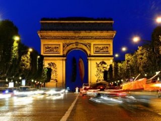 Paříž a zámky na Loiře, letecky - Poznávací zájezdy