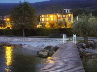 Hotel Rabay - Castelleto di Brenzone Hotel Rabay - Castelleto di Brenzone